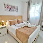 Casa Higuera * Нерха